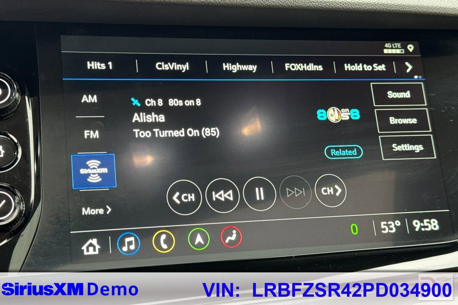 Certified 2023 Buick Envision Avenir image 35