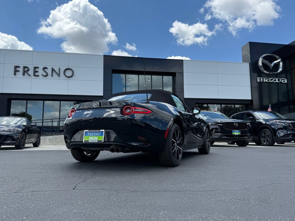 New 2026 MAZDA MX-5 Miata Club RWD image 8
