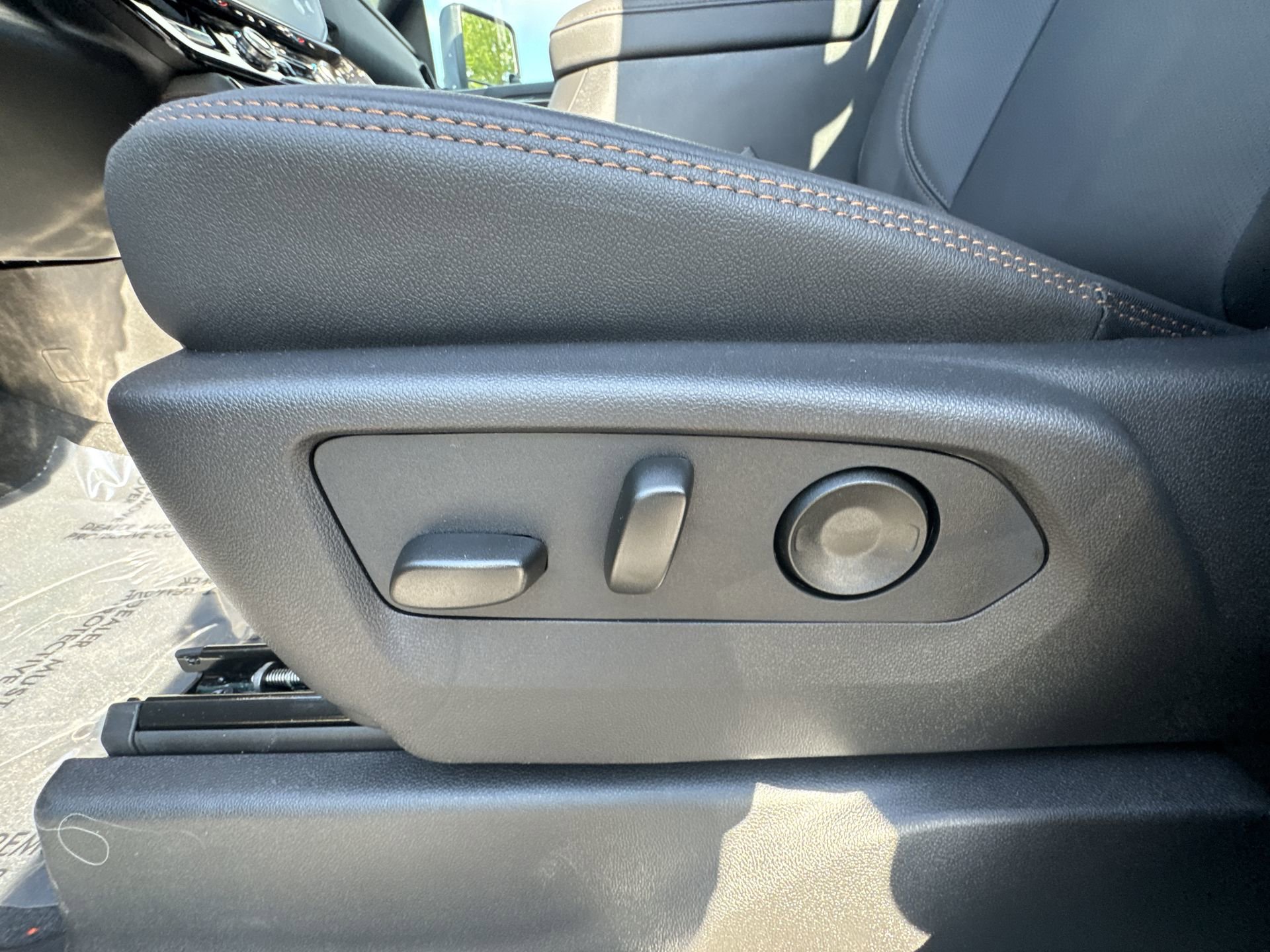 New 2026 GMC Sierra 2500 AT4 AWD/4WD image 14