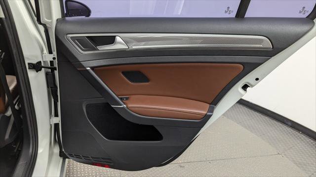 Used 2017 Volkswagen Golf Alltrack SEL image 19