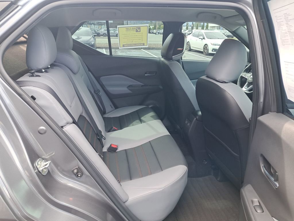 Used 2021 Nissan Kicks SR w/ SR Premium Package FWD image 16
