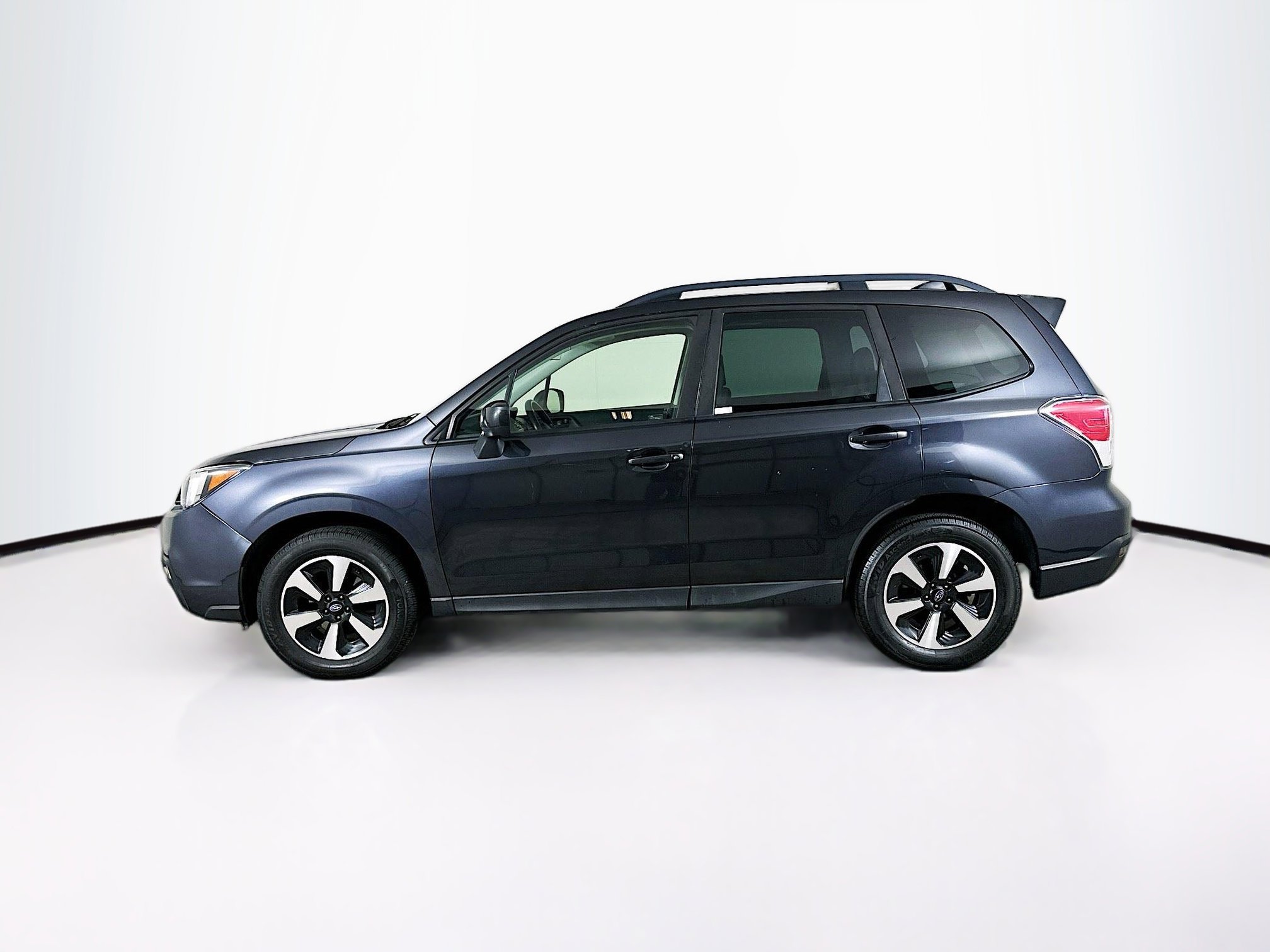 Used 2018 Subaru Forester 2.5i Premium w/ Popular Package #2A image 4
