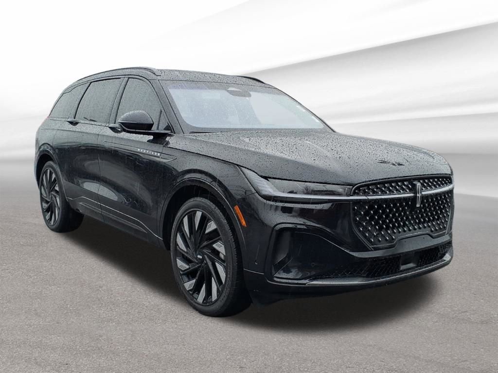 Used 2024 Lincoln Nautilus Reserve w/ Equipment Group 202A image 7