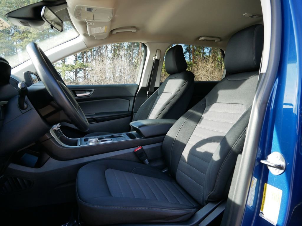 Certified 2022 Ford Edge SE w/ Black Appearance Package AWD/4WD image 14