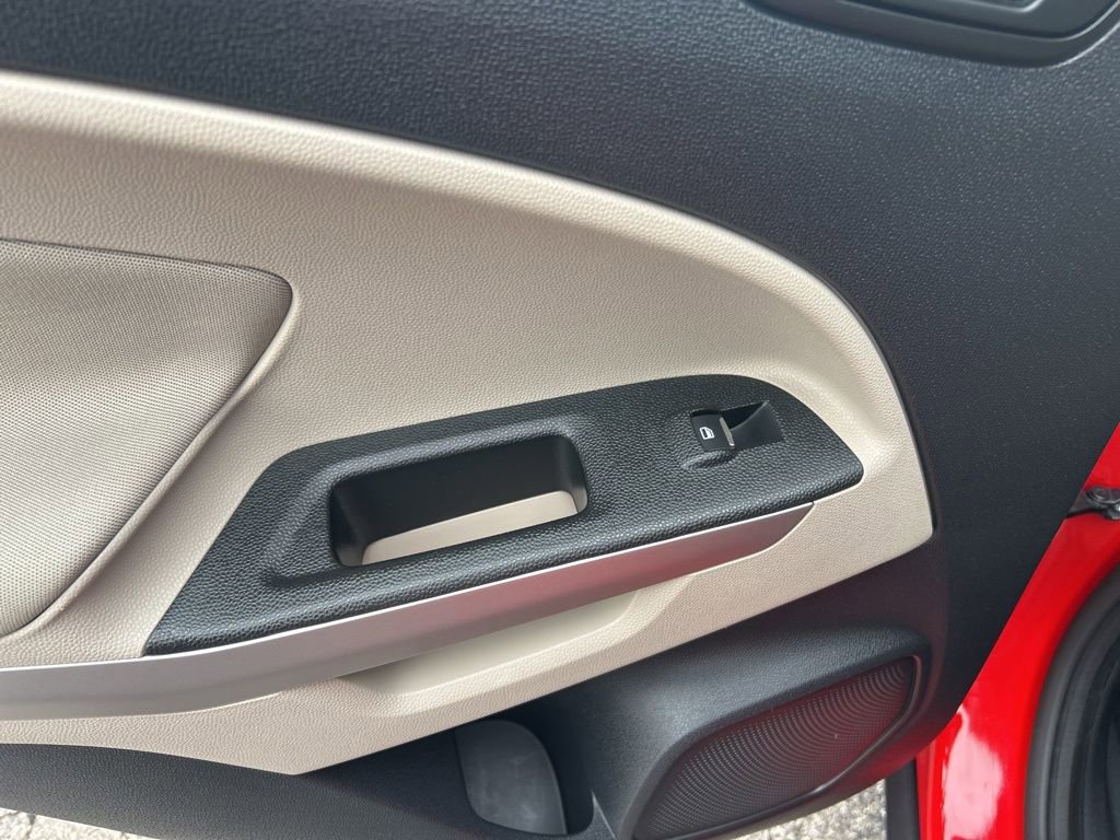 Used 2019 Ford EcoSport S image 9