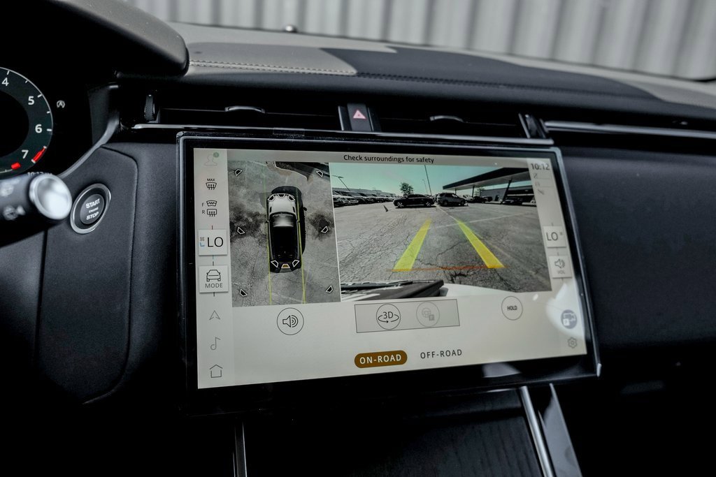 New 2026 Land Rover Range Rover Velar Dynamic SE image 14