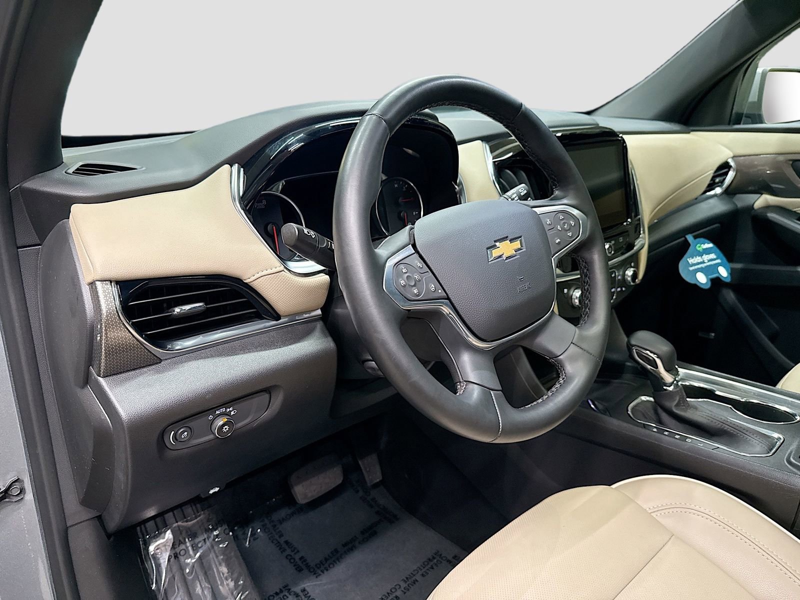 Certified 2023 Chevrolet Traverse Premier AWD/4WD image 11