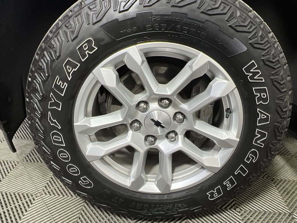 Certified 2023 Chevrolet Silverado 1500 RST AWD/4WD image 30