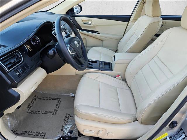 Used 2015 Toyota Camry XLE w/ Moonroof Package image 17