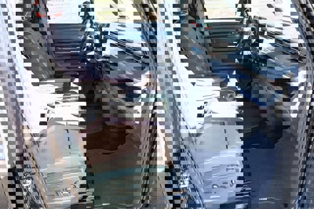 New 2025 Volkswagen ID. Buzz Pro S image 46