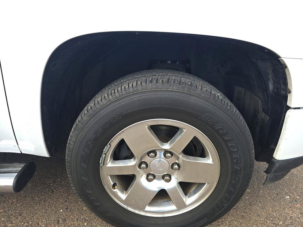Used 2008 GMC Sierra 1500 Denali AWD/4WD image 38