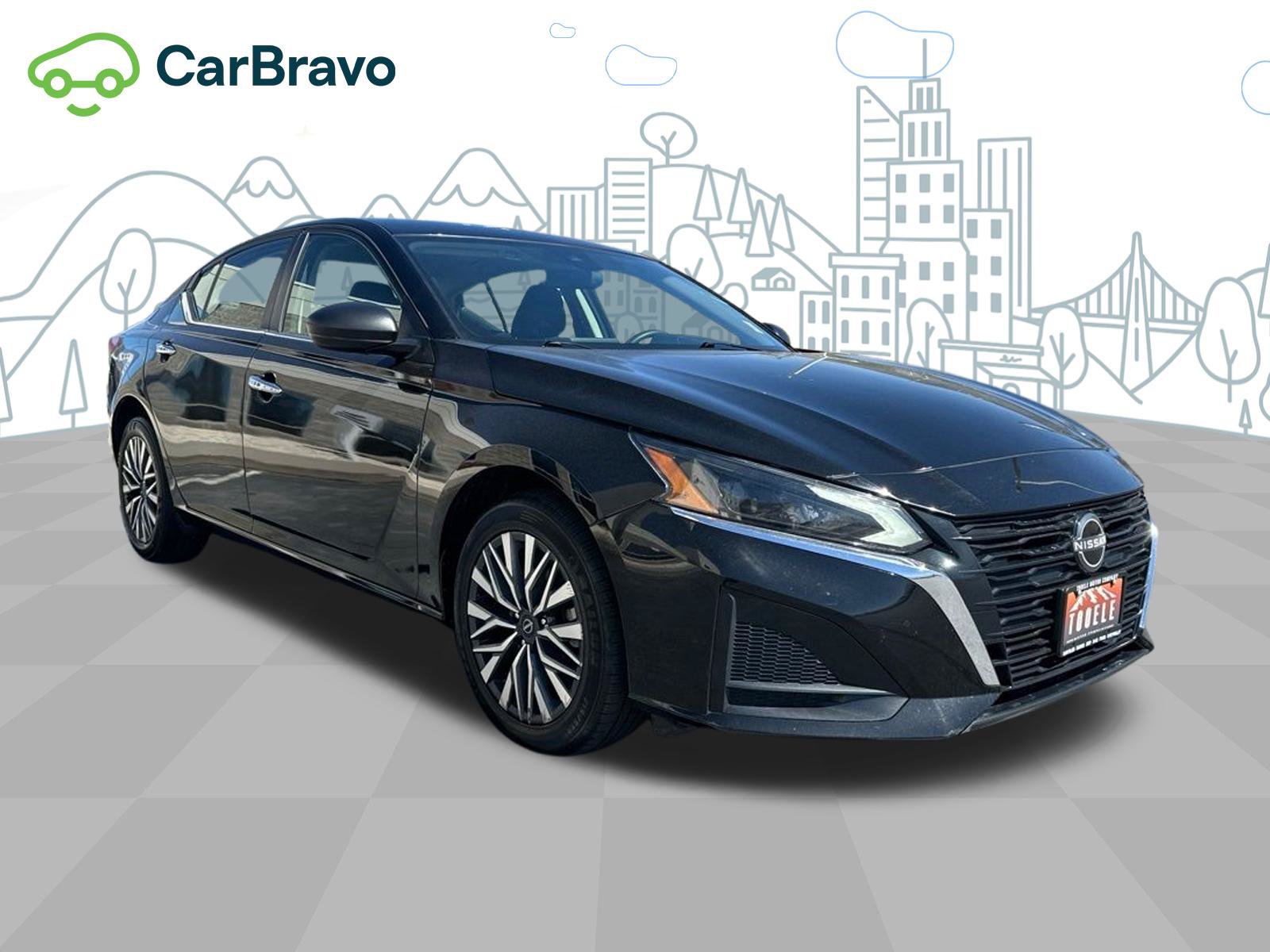 Used 2024 Nissan Altima 2.5 SV