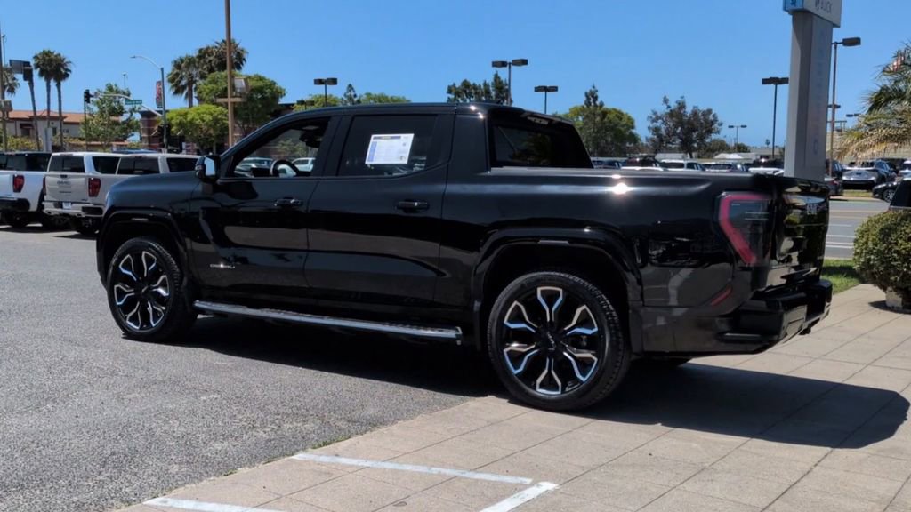 Certified 2025 GMC Sierra EV Denali AWD/4WD image 7