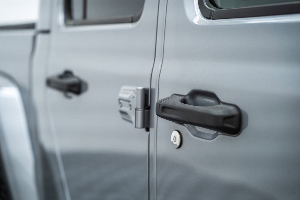 Used 2020 Jeep Gladiator Overland image 17