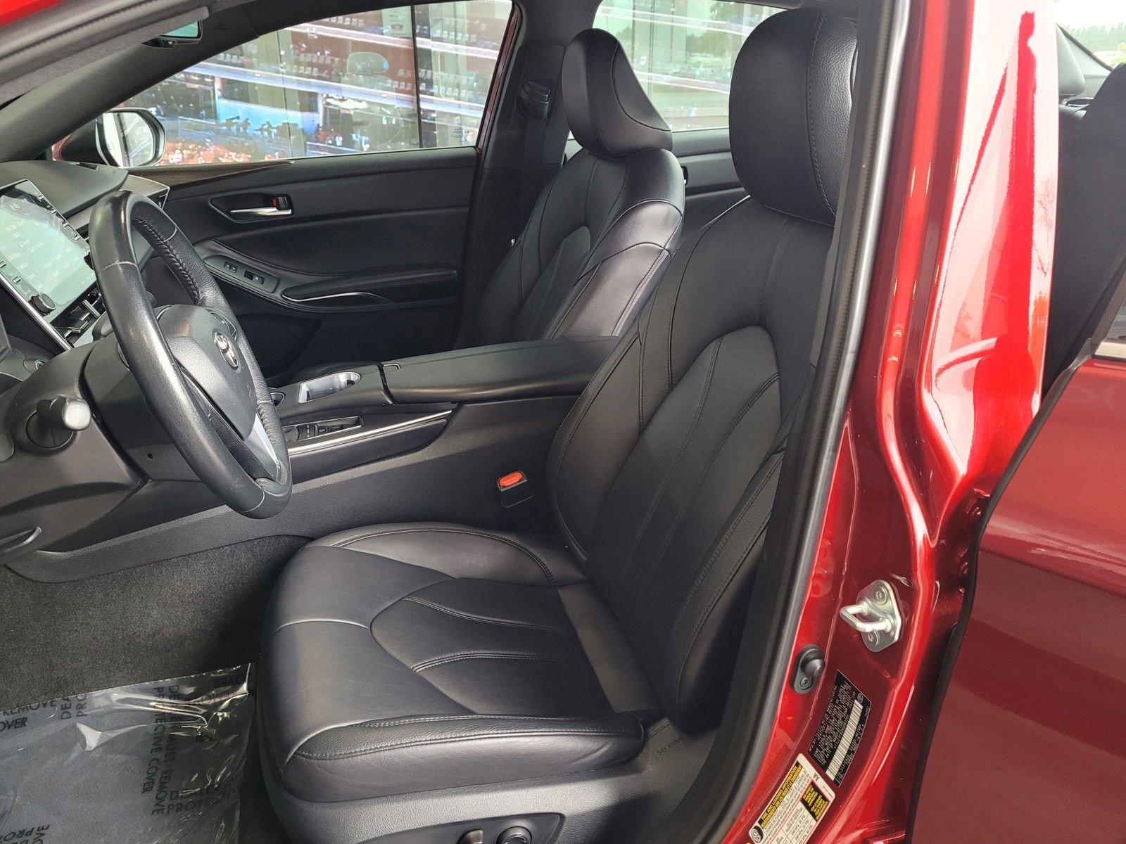 Certified 2022 Toyota Avalon XLE image 12