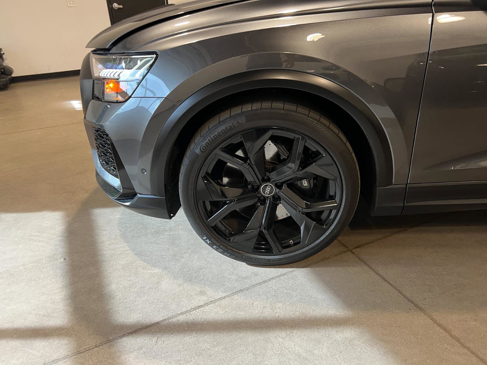 Used 2024 Audi RS Q8 image 51