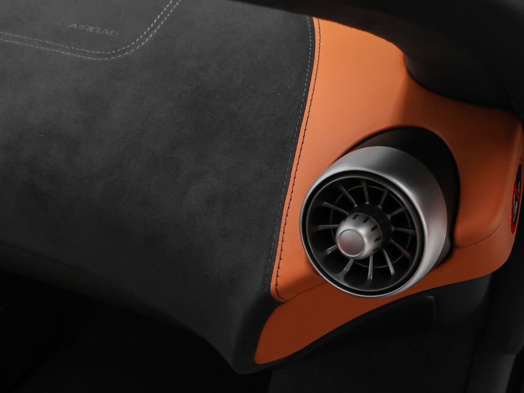 Used 2013 McLaren MP4-12C Spider RWD image 22