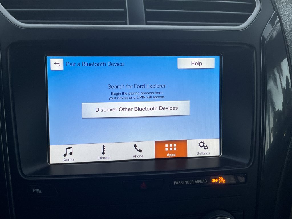 Used 2018 Ford Explorer XLT w/ Equipment Group 202A AWD/4WD image 14