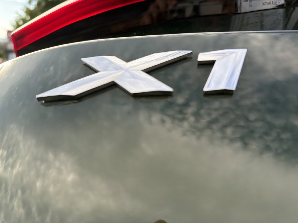 Used 2023 BMW X1 xDrive28i w/ Convenience Package AWD/4WD image 15