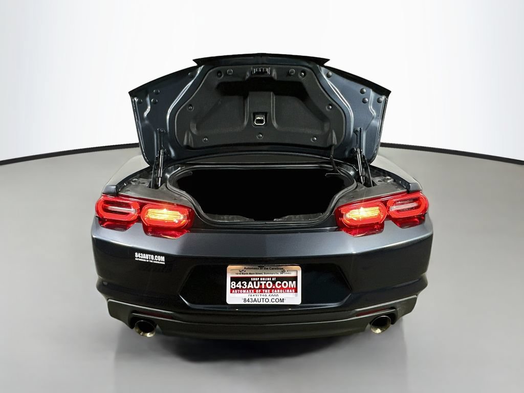 Used 2023 Chevrolet Camaro LT RWD image 31