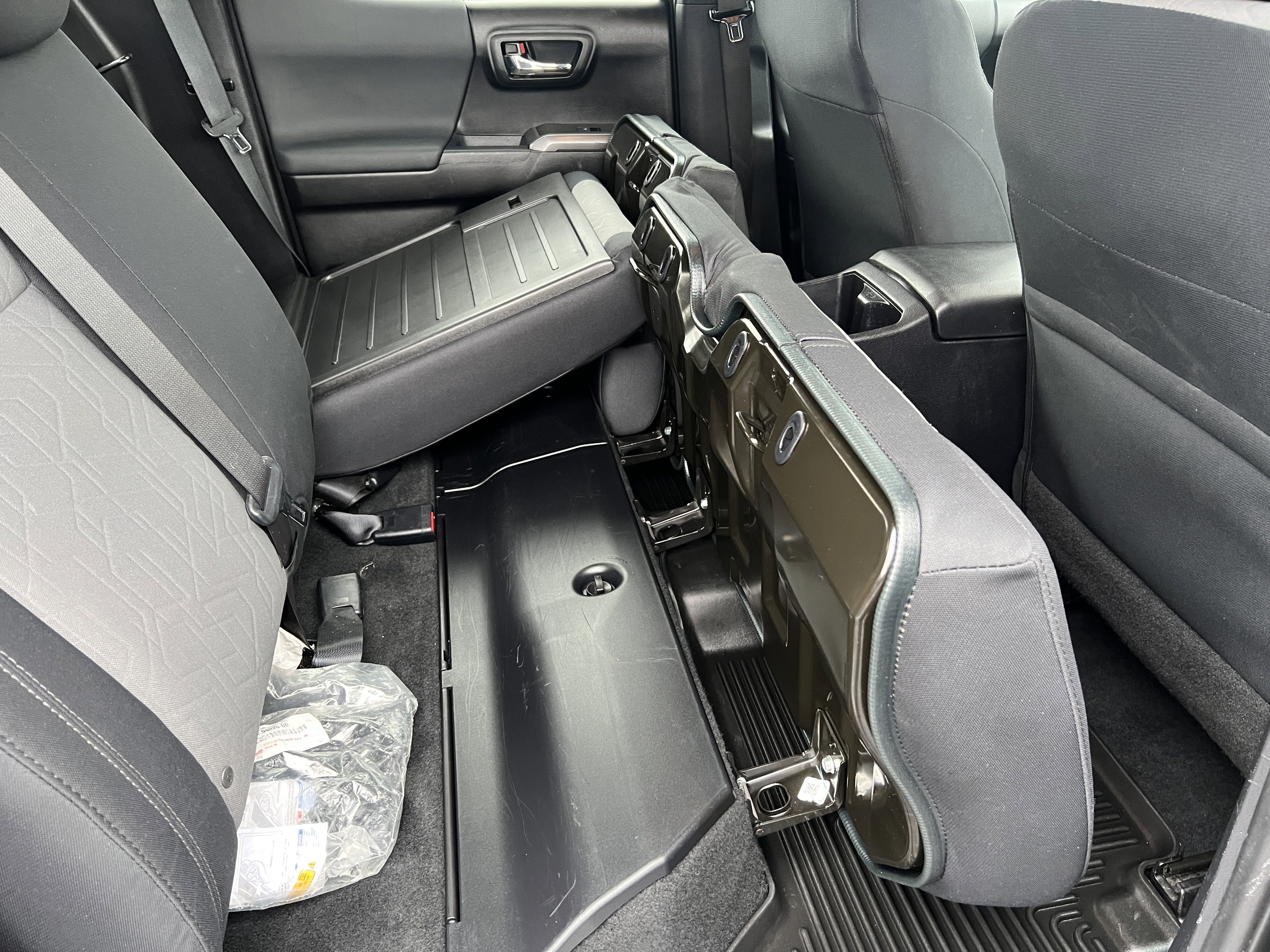 Used 2021 Toyota Tacoma TRD Off-Road w/ Technology Package image 20