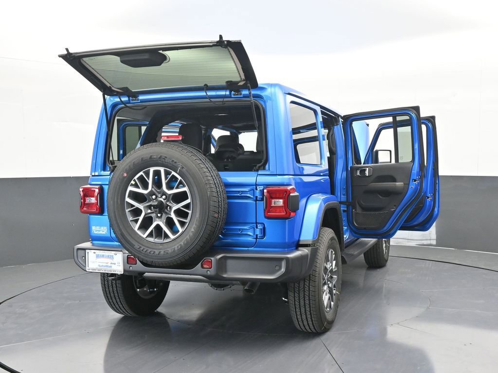 Used 2025 Jeep Wrangler Unlimited Sahara AWD/4WD image 73