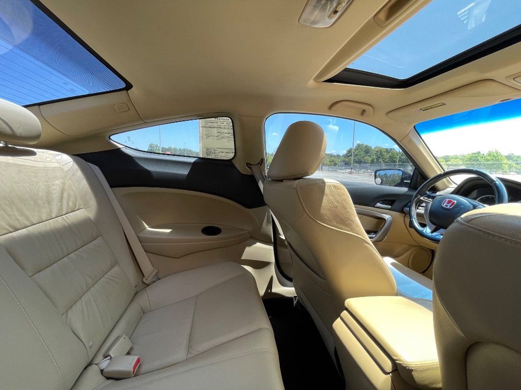 Used 2010 Honda Accord EX-L image 22
