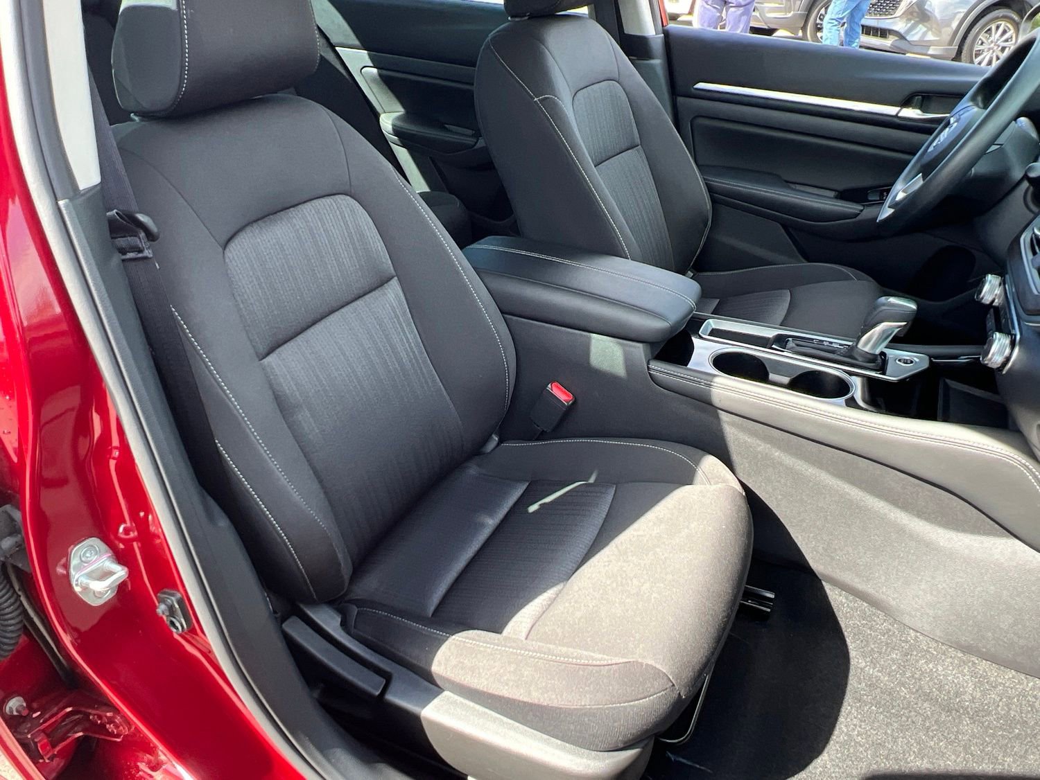 Used 2023 Nissan Altima 2.5 SV FWD image 31