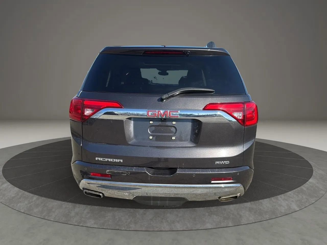 Used 2017 GMC Acadia Denali AWD/4WD image 6