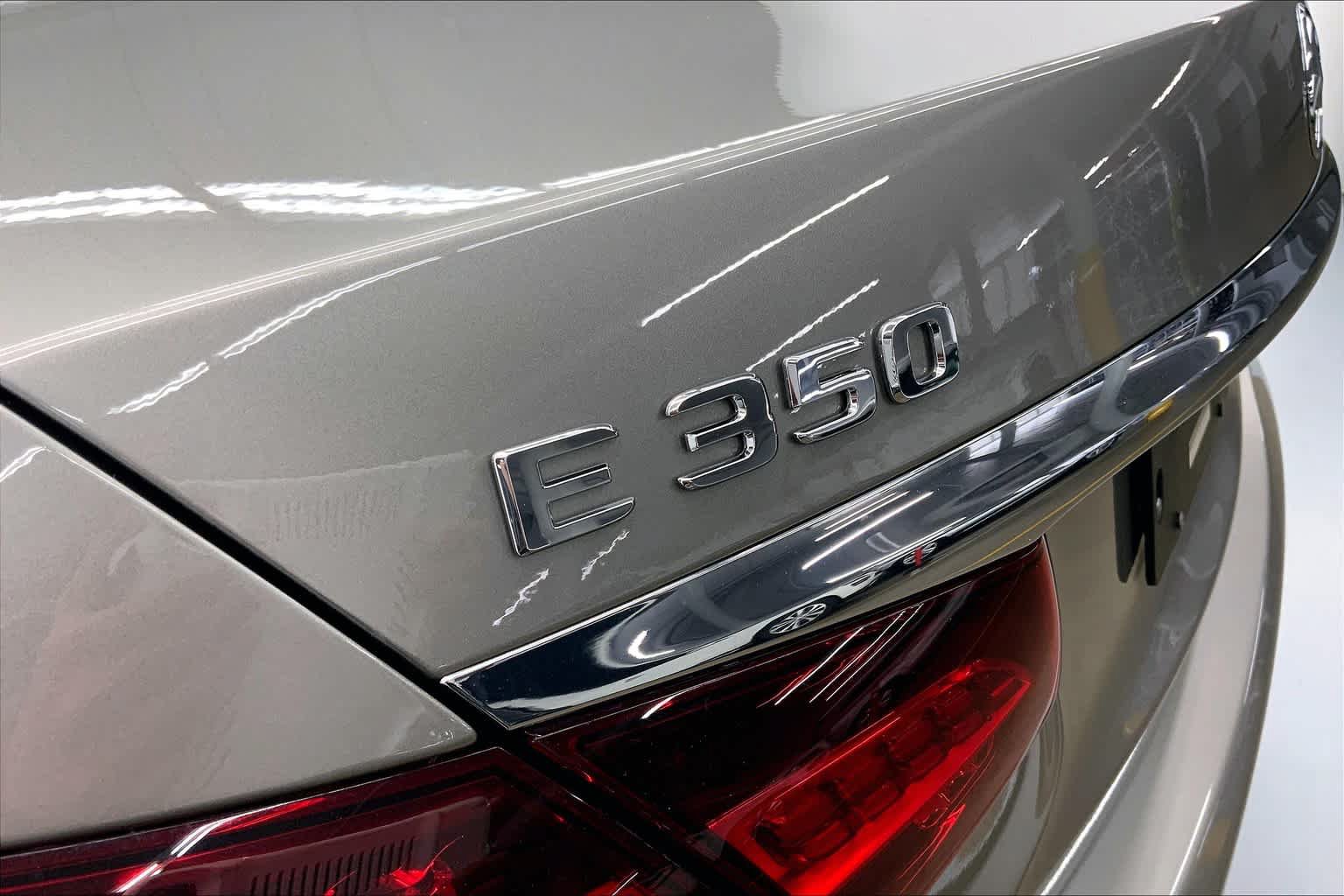 Used 2021 Mercedes-Benz E 350 Sedan image 29