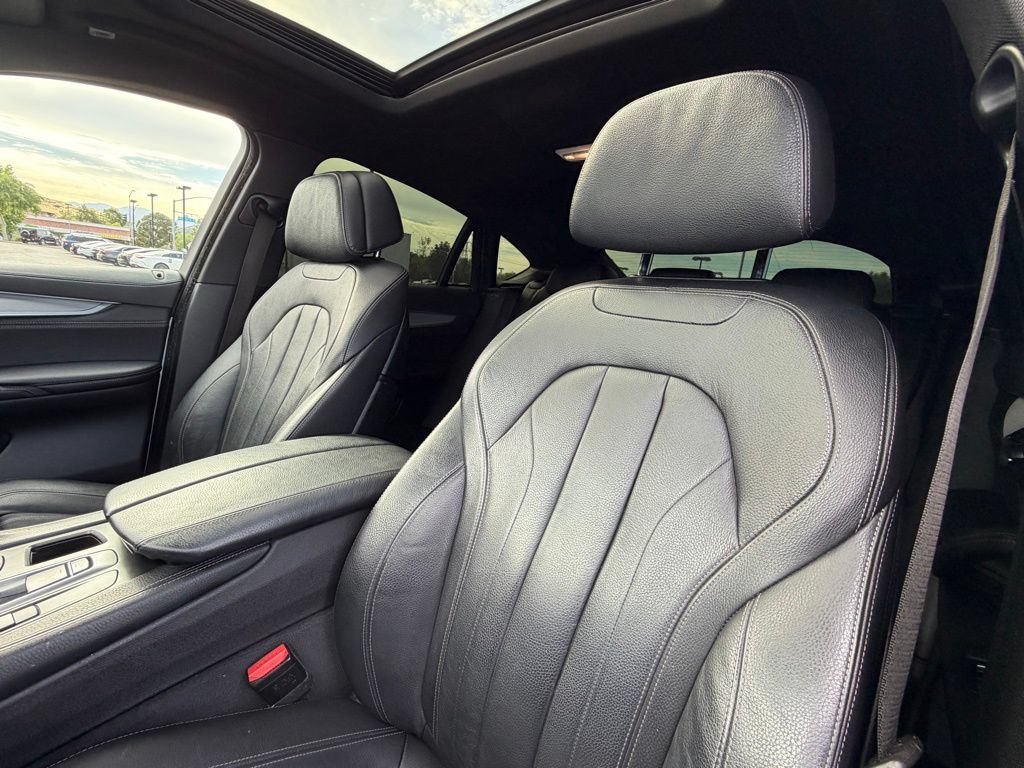 Used 2018 BMW X6 sDrive35i w/ M Sport Package RWD image 21