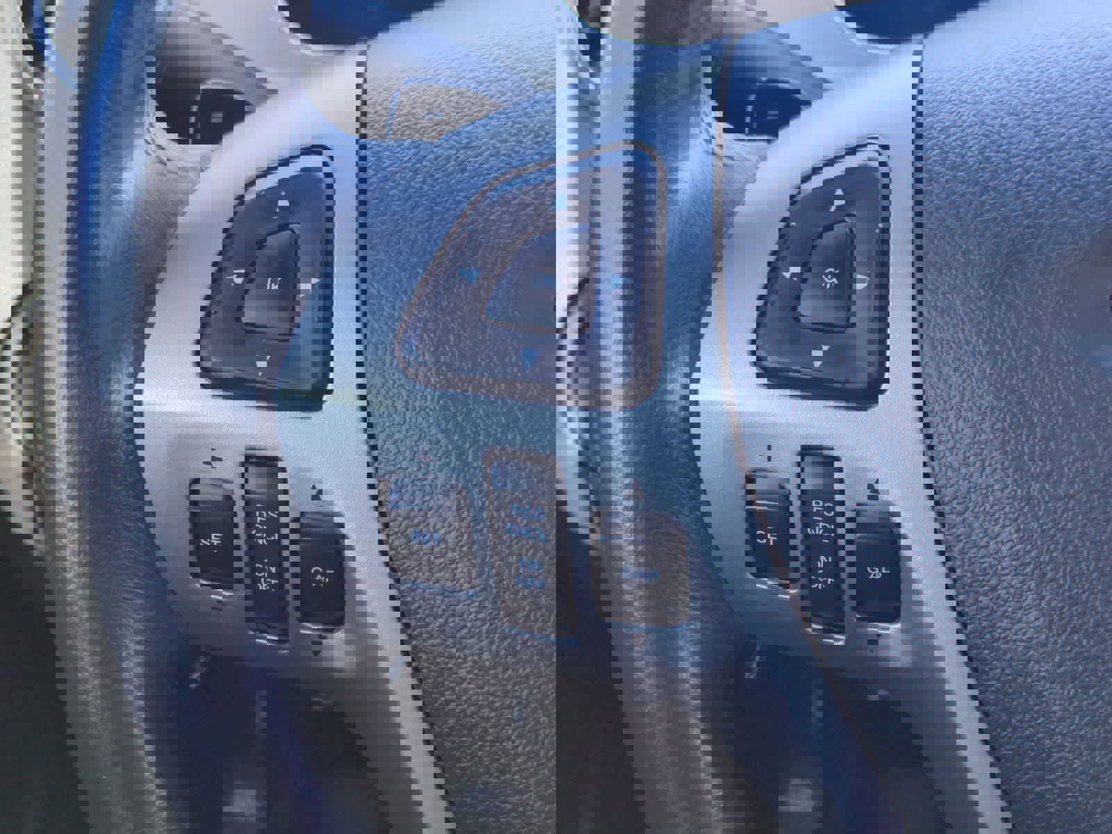 Used 2015 Ford Taurus SHO w/ Technology Package image 25