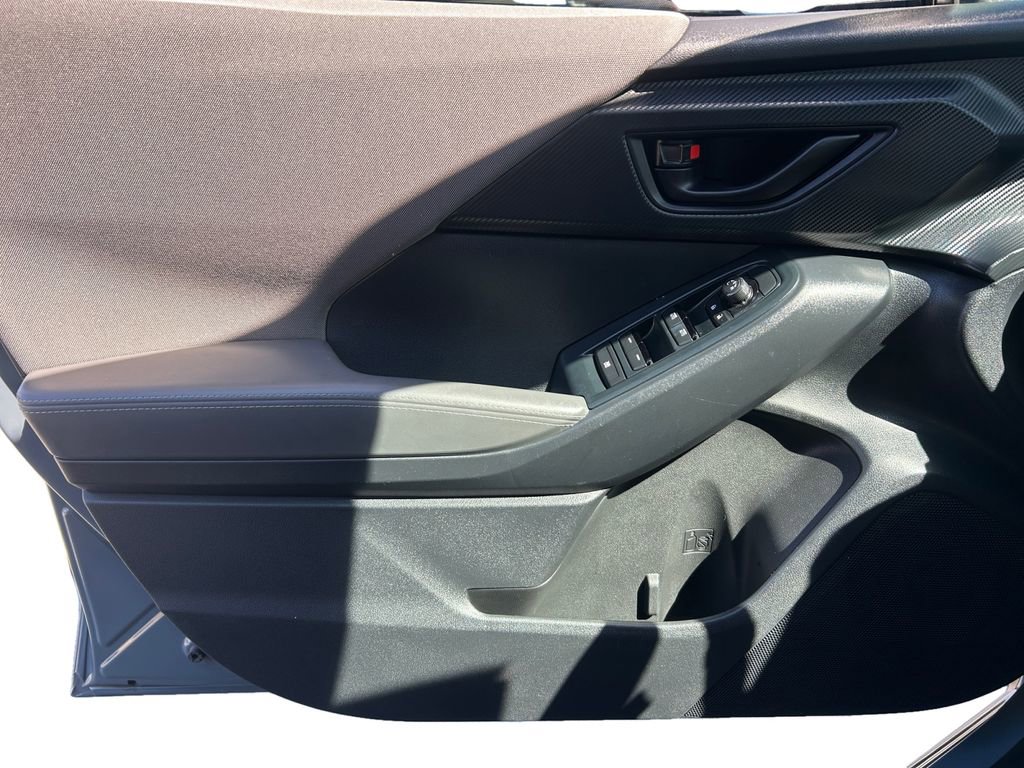 Used 2024 Subaru Crosstrek 2.0i Premium image 17