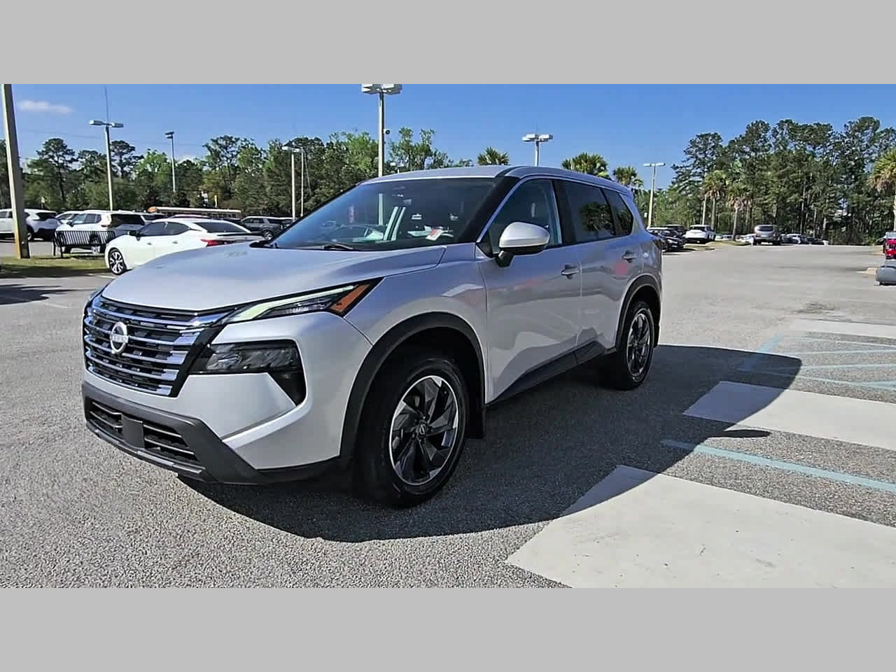 Used 2024 Nissan Rogue SV image 22