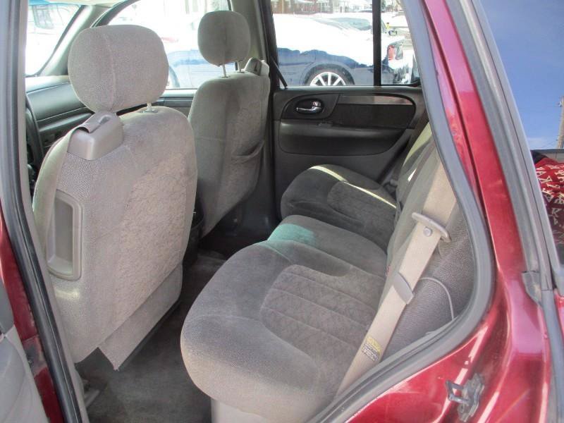 Used 2003 GMC Envoy SLE w/ 1SB Preferred Equipment Group AWD/4WD image 10