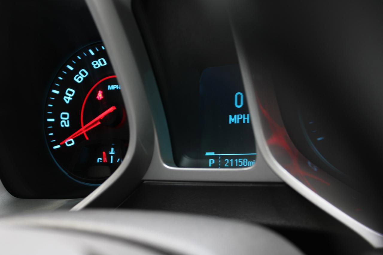 Used 2012 Chevrolet Camaro SS w/ RS Package RWD image 4