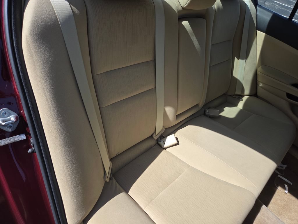 Used 2012 Honda Accord LX image 25