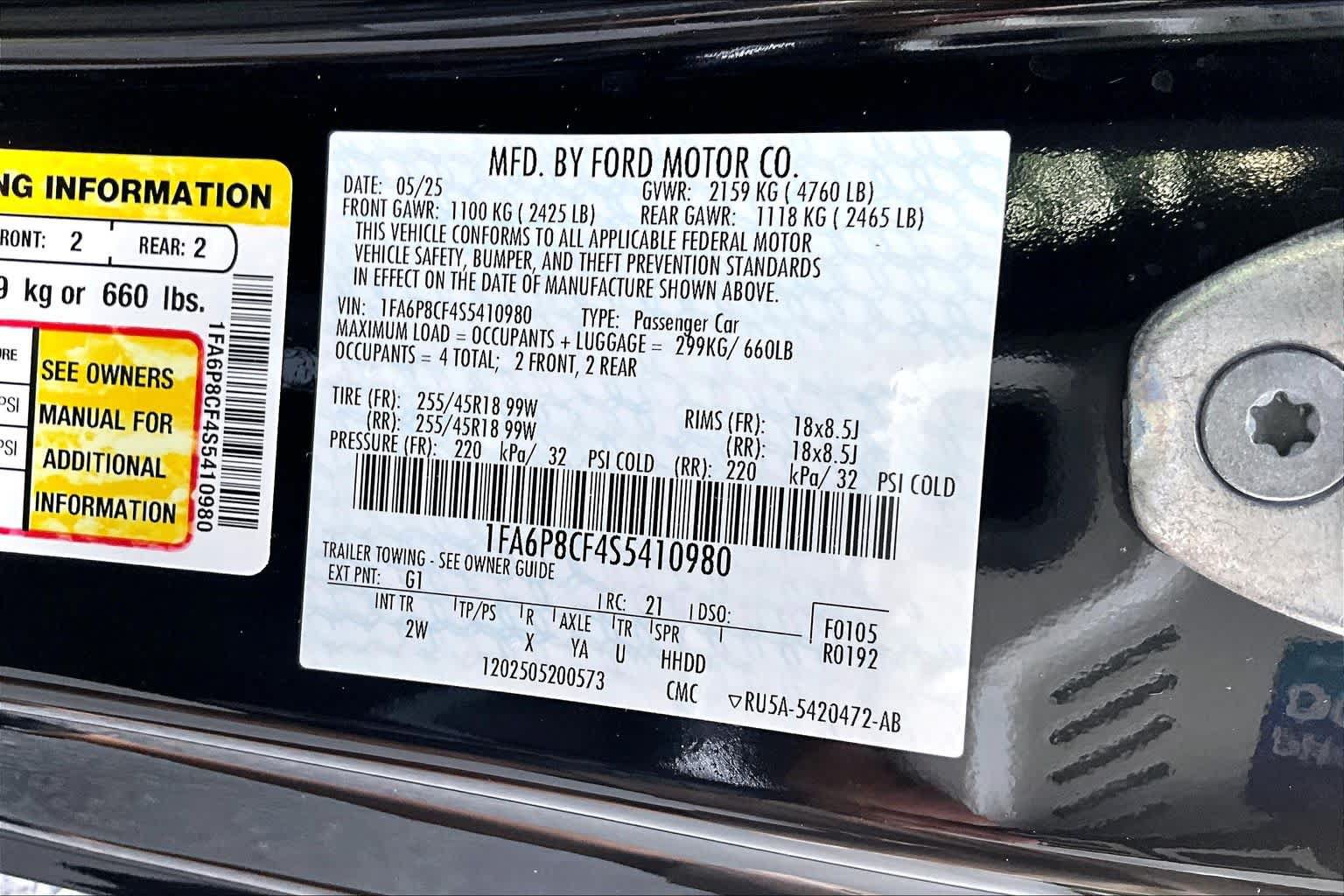 Used 2025 Ford Mustang GT RWD image 29