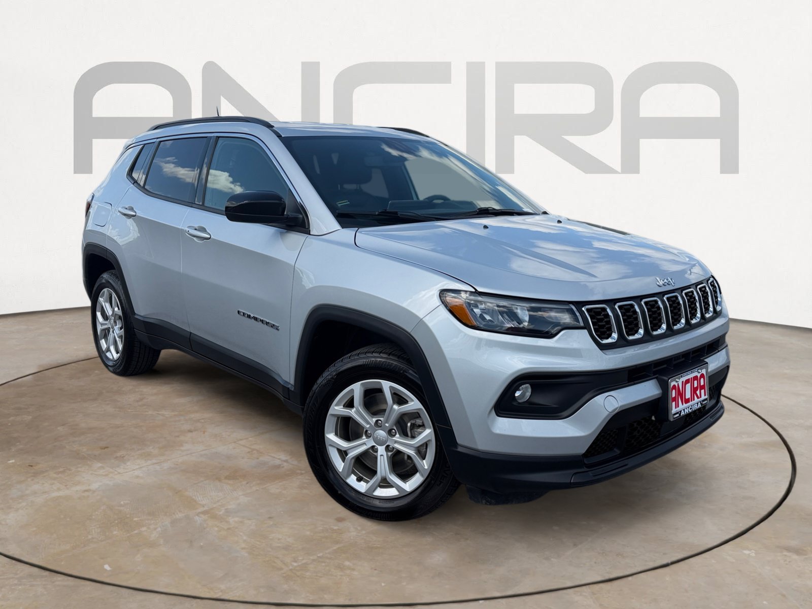 Used 2024 Jeep Compass Latitude AWD/4WD image 4