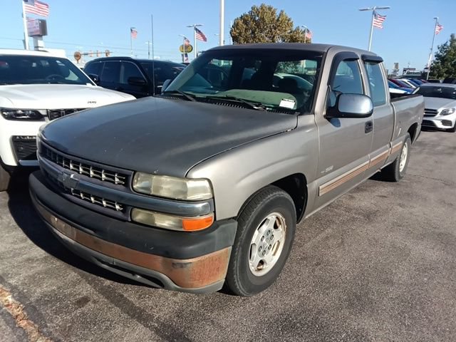 Used 2002 Chevrolet Silverado 1500 LS w/ Heavy Duty Suspension Pkg RWD image 2