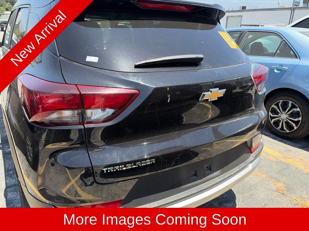 Used 2025 Chevrolet TrailBlazer LT FWD image 8