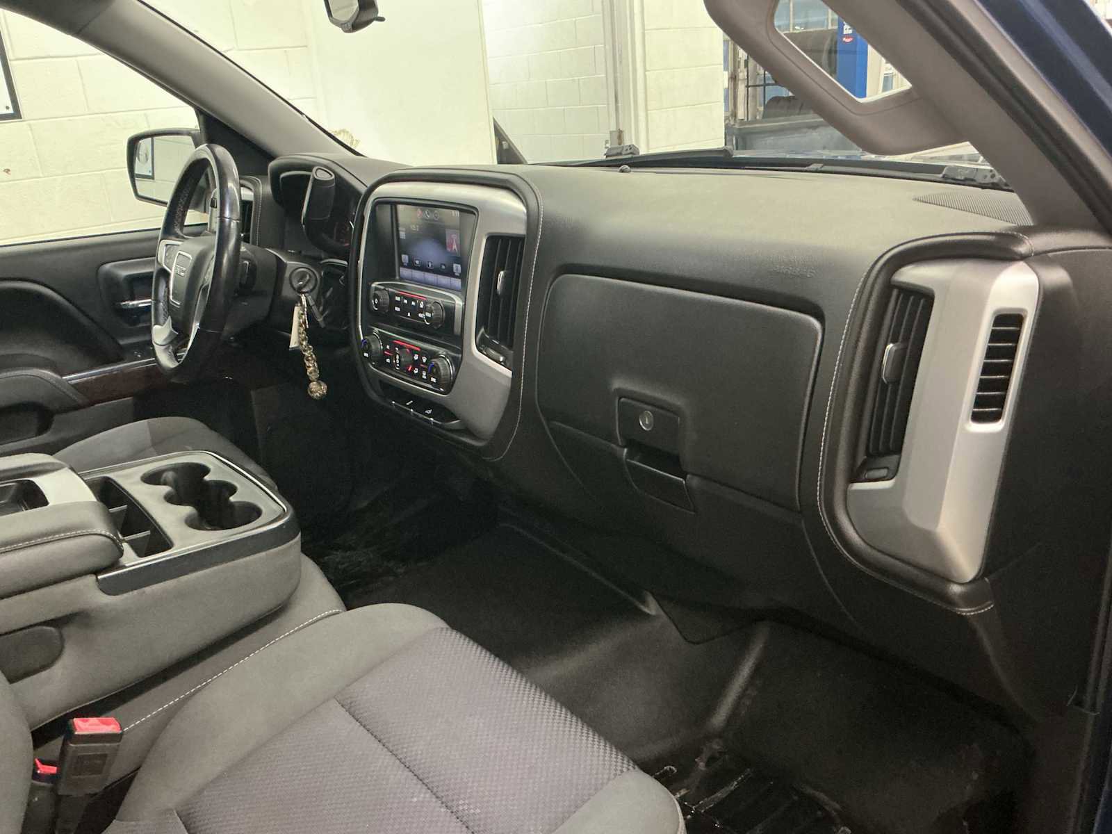 Used 2016 GMC Sierra 1500 SLE image 23