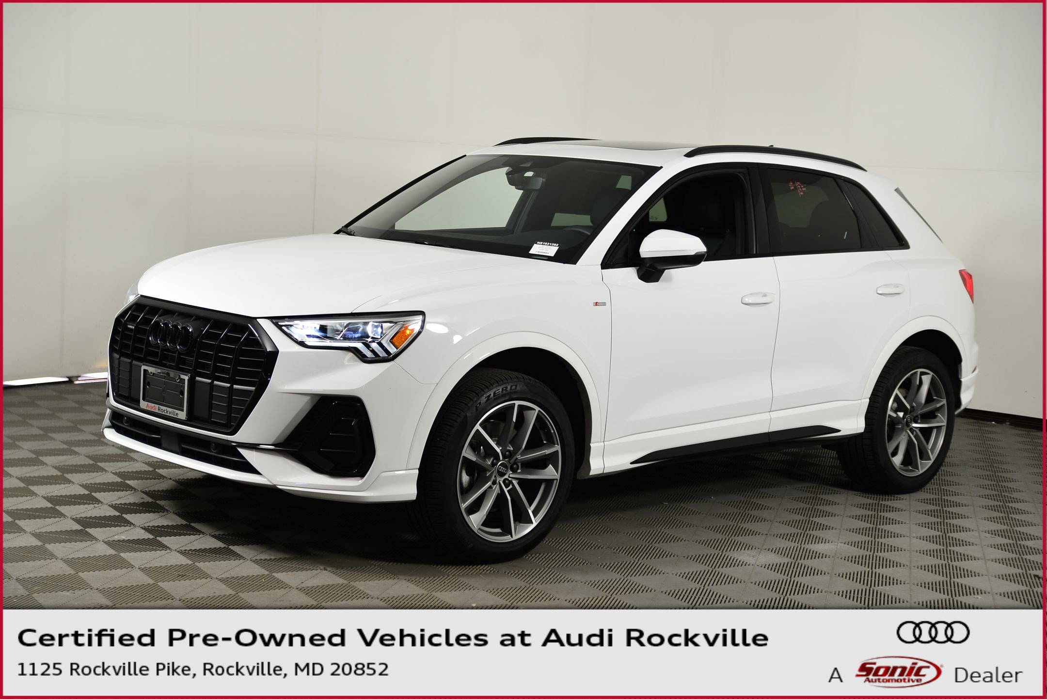 Certified 2025 Audi Q3 2.0T Premium w/ Convenience Package