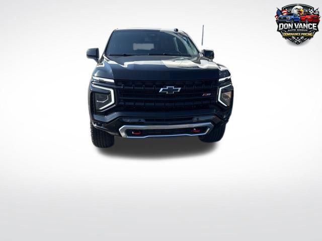 Used 2025 Chevrolet Suburban Z71 image 8