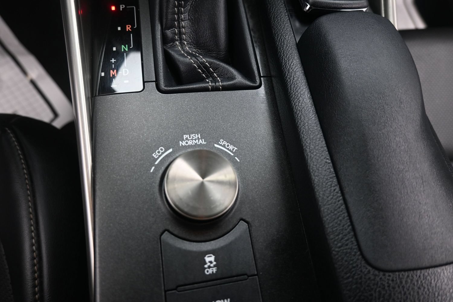 Used 2016 Lexus IS 200t RWD image 35