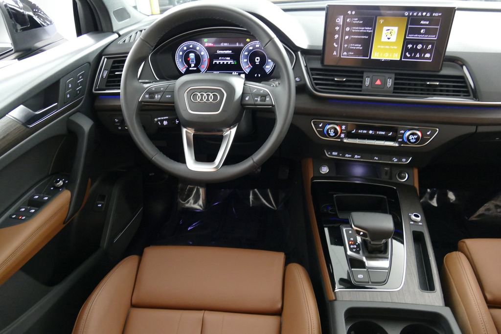 Certified 2025 Audi Q5 2.0T Premium Plus w/ Premium Plus Package AWD/4WD image 7