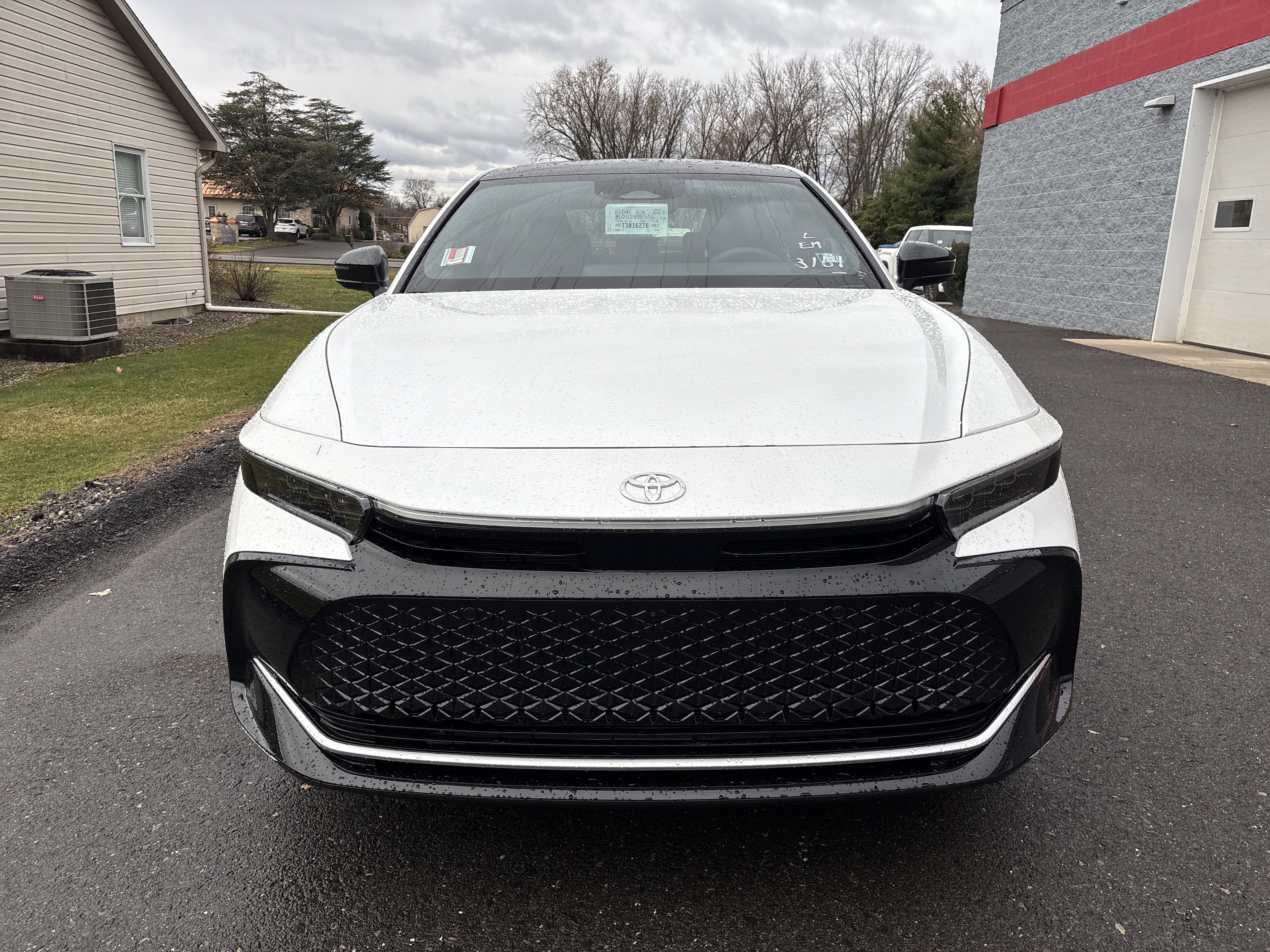 New 2026 Toyota Crown Platinum image 9