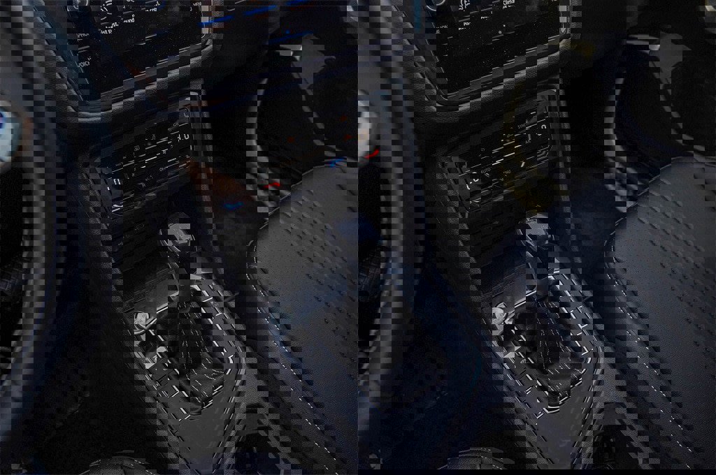 New 2024 Volkswagen Tiguan SE image 19