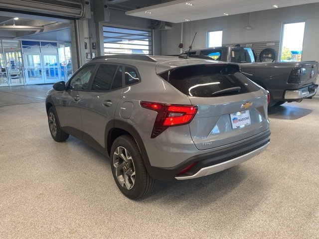 New 2025 Chevrolet Trax LT image 8