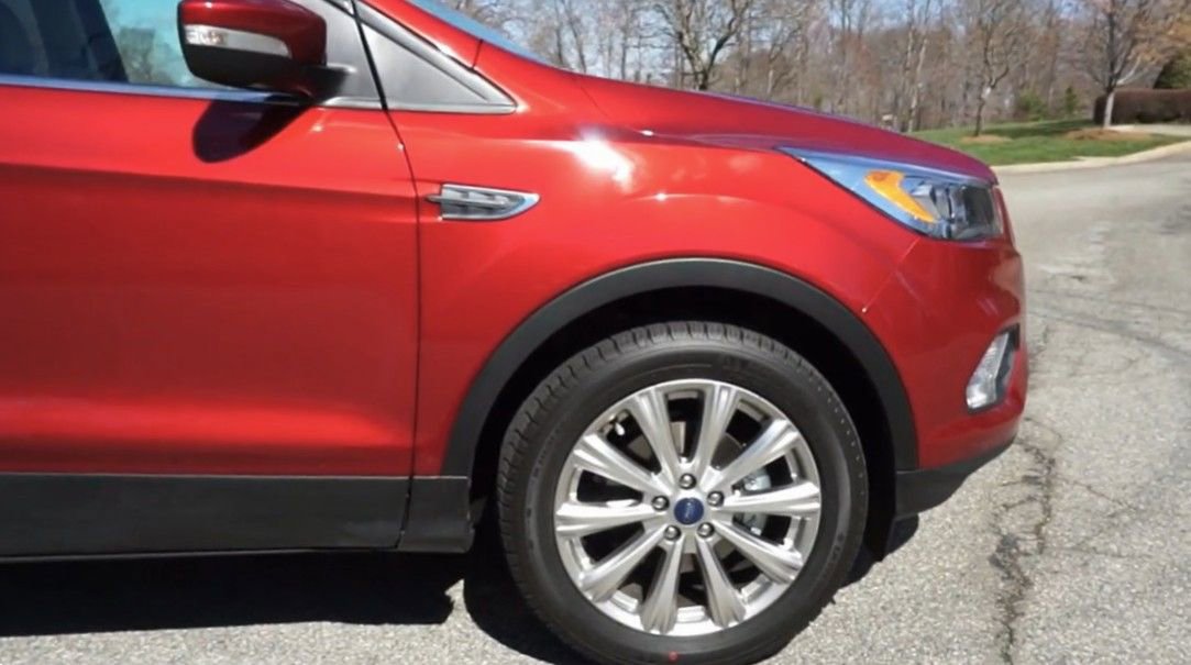 Used 2017 Ford Escape Titanium w/ Equipment Group 301A image 6